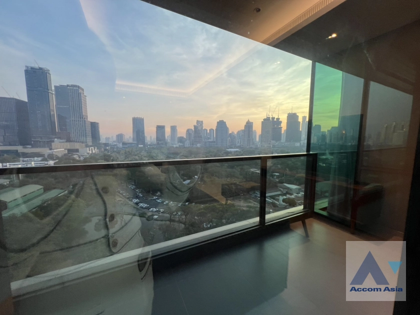 unit 1 Bedroom  Condominium For Rent in Ploenchit, Bangkok  near BTS Ploenchit (AA42868)