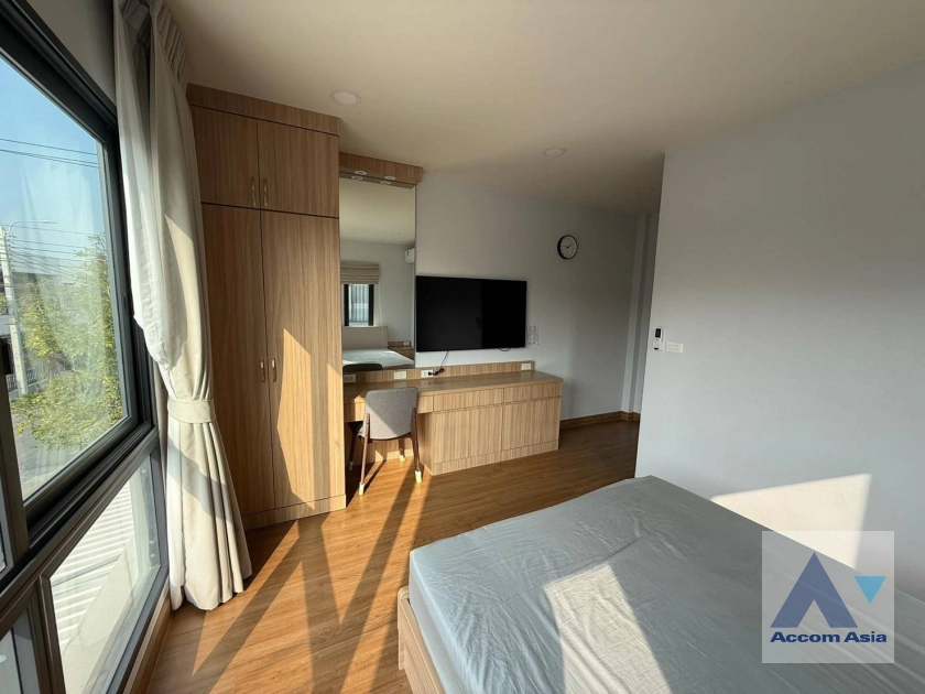 8  4 br House For Rent in Samutprakan ,Samutprakan  at Centro Bangna AA42869