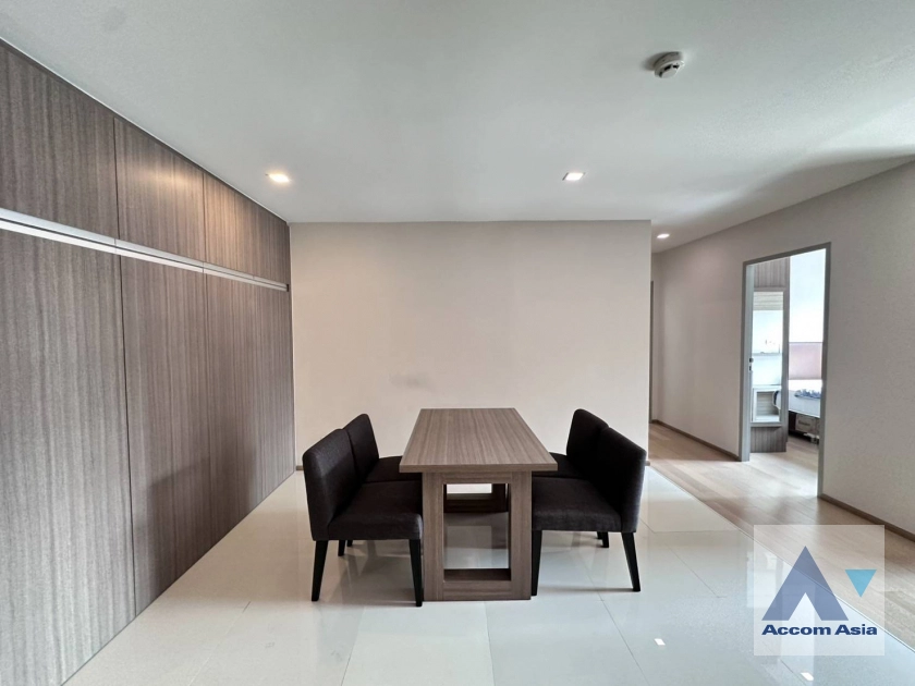 unit 2 Bedrooms  Condominium For Rent in Sukhumvit, Bangkok  near BTS Thong Lo (AA42872)