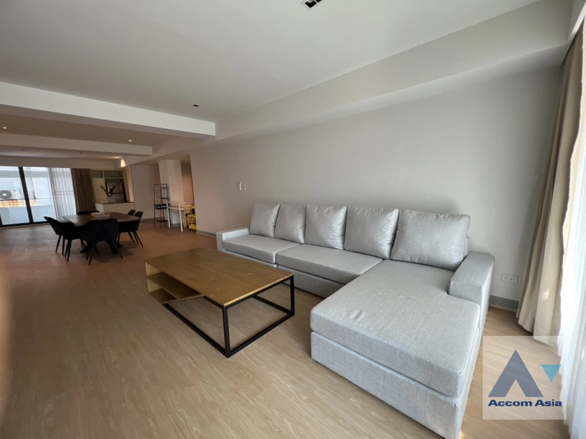  1  3 br Apartment for rent and sale in Sukhumvit ,Bangkok BTS Asok - MRT Sukhumvit at Newly Renovated AA42873