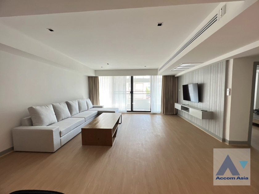  Newly Renovated Apartment  3 Bedroom for Sale & Rent MRT Sukhumvit in Sukhumvit Bangkok