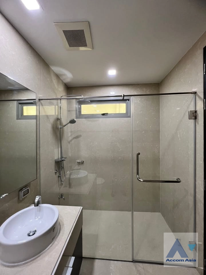 28  1 br Condominium for rent and sale in Sukhumvit ,Bangkok BTS Phrom Phong at The Madison AA42876
