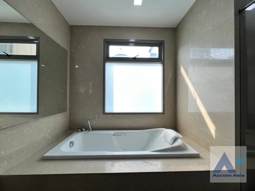 29  1 br Condominium for rent and sale in Sukhumvit ,Bangkok BTS Phrom Phong at The Madison AA42876