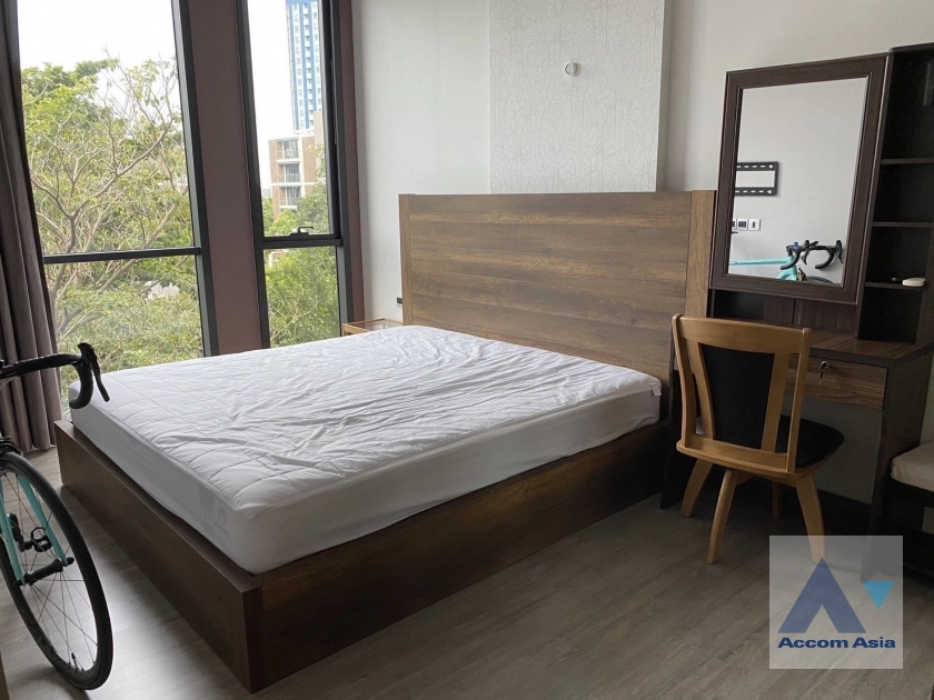 unit 2 Bedrooms  Condominium For Sale in Sukhumvit, Bangkok  near BTS On Nut (AA42880)