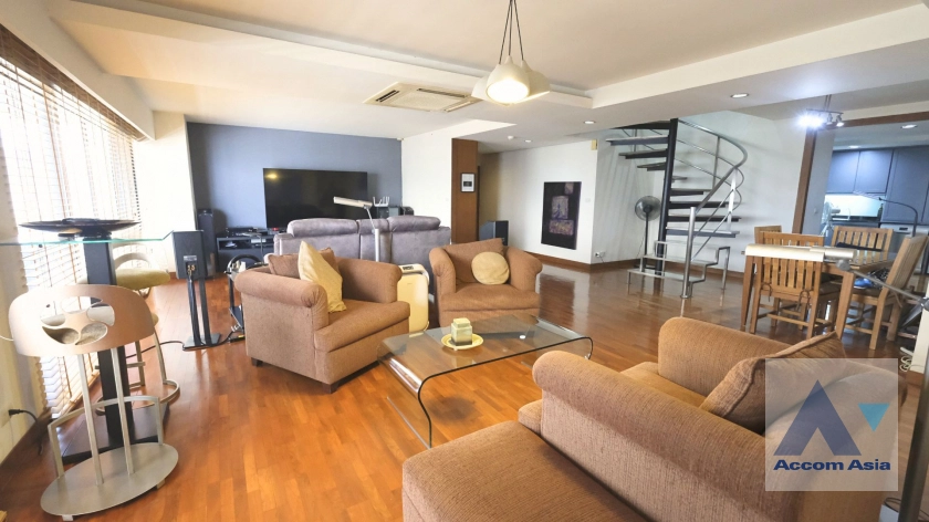  1  3 br Condominium For Sale in Sukhumvit ,Bangkok BTS Ekkamai at Casa Viva AA42881