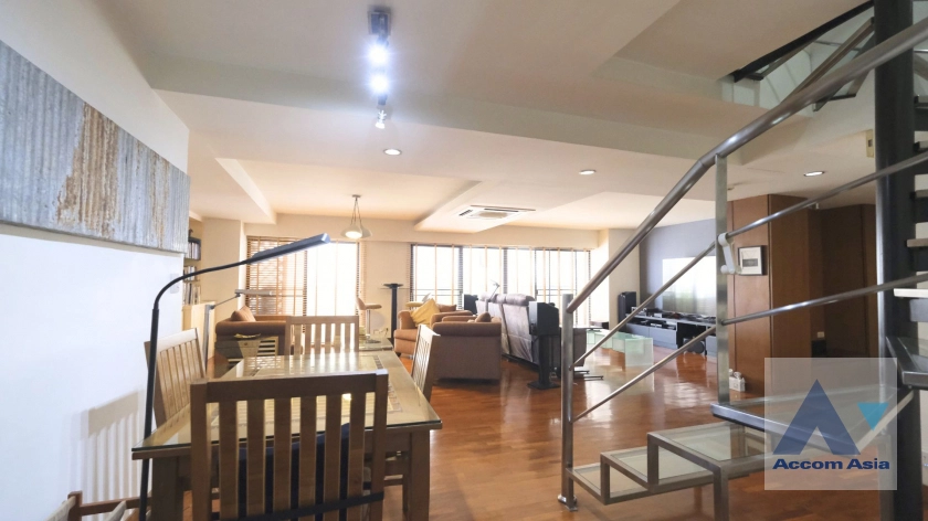 6  3 br Condominium For Sale in Sukhumvit ,Bangkok BTS Ekkamai at Casa Viva AA42881