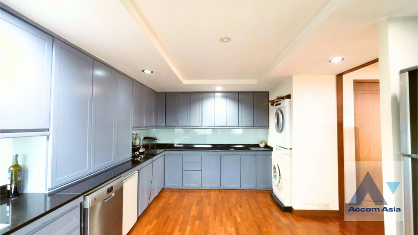 8  3 br Condominium For Sale in Sukhumvit ,Bangkok BTS Ekkamai at Casa Viva AA42881
