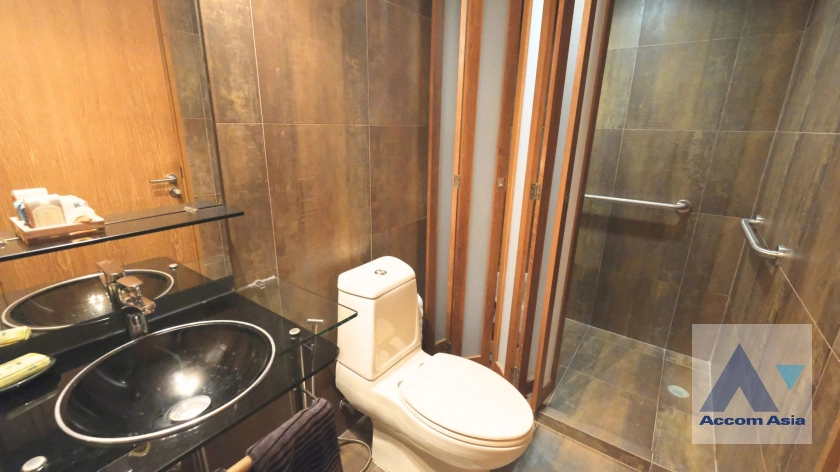 10  3 br Condominium For Sale in Sukhumvit ,Bangkok BTS Ekkamai at Casa Viva AA42881