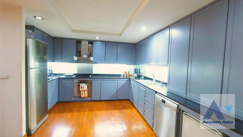9  3 br Condominium For Sale in Sukhumvit ,Bangkok BTS Ekkamai at Casa Viva AA42881