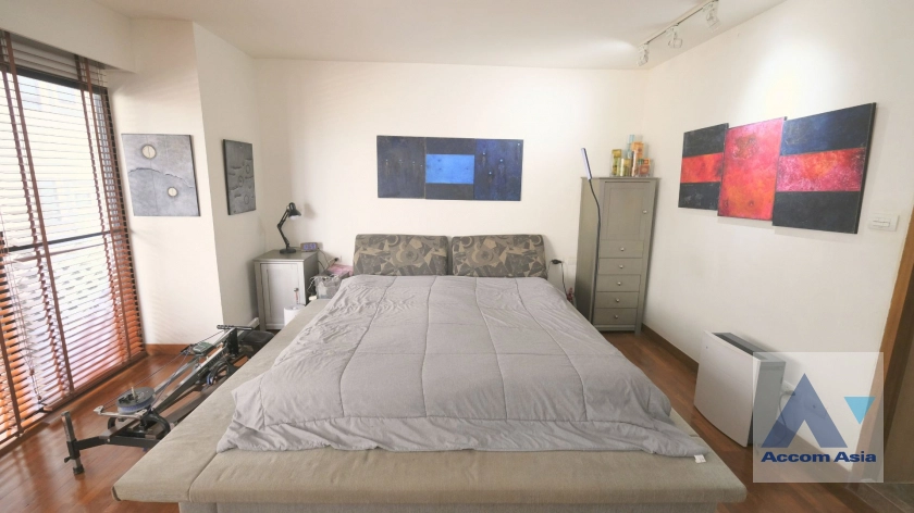 12  3 br Condominium For Sale in Sukhumvit ,Bangkok BTS Ekkamai at Casa Viva AA42881