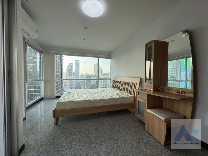  1  2 br Condominium For Rent in Silom ,Bangkok BTS Chong Nonsi at Silom Suite AA42882