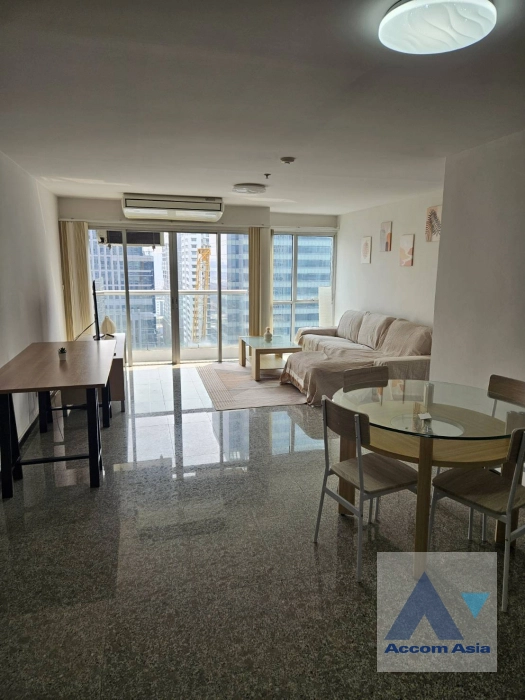Fully Furnished, Newly renovated |  Silom Suite Condominium  2 Bedroom for Rent BTS Chong Nonsi in Silom Bangkok