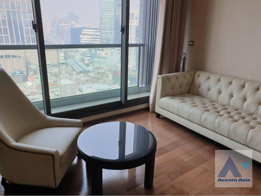 unit 2 Bedrooms  Condominium For Rent & Sale in Sukhumvit, Bangkok  near BTS Phrom Phong (AA42884)