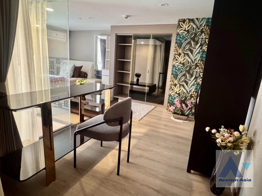 5  2 br Condominium For Rent in Sukhumvit ,Bangkok MRT Queen Sirikit National Convention Center at Life Rama 4-Asoke AA42890