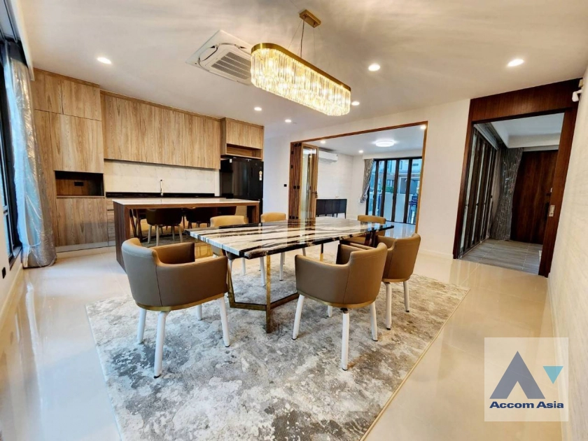 6  4 br House for rent and sale in Krungthep Kreetha ,Bangkok MRT Yaek Lam Sali at Burasiri Krungthep Kreetha AA42892