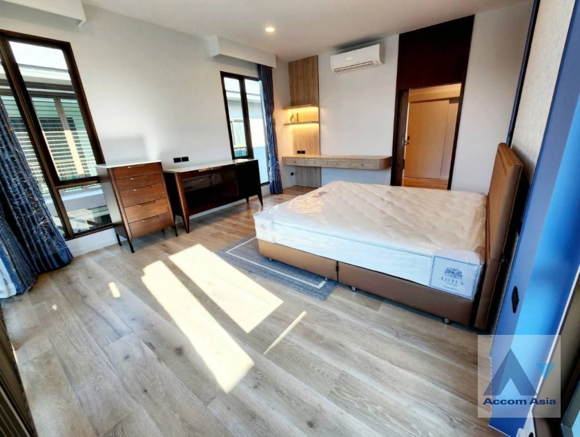 21  4 br House for rent and sale in Krungthep Kreetha ,Bangkok MRT Yaek Lam Sali at Burasiri Krungthep Kreetha AA42892