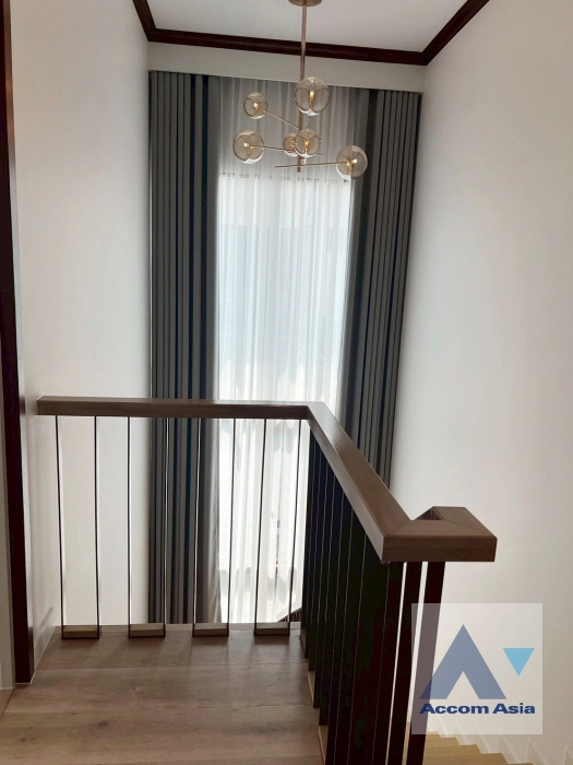 32  4 br House for rent and sale in Krungthep Kreetha ,Bangkok MRT Yaek Lam Sali at Burasiri Krungthep Kreetha AA42892