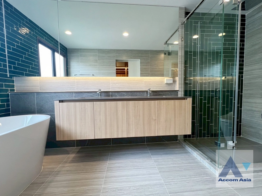 18  4 br House for rent and sale in Krungthep Kreetha ,Bangkok MRT Yaek Lam Sali at Burasiri Krungthep Kreetha AA42892