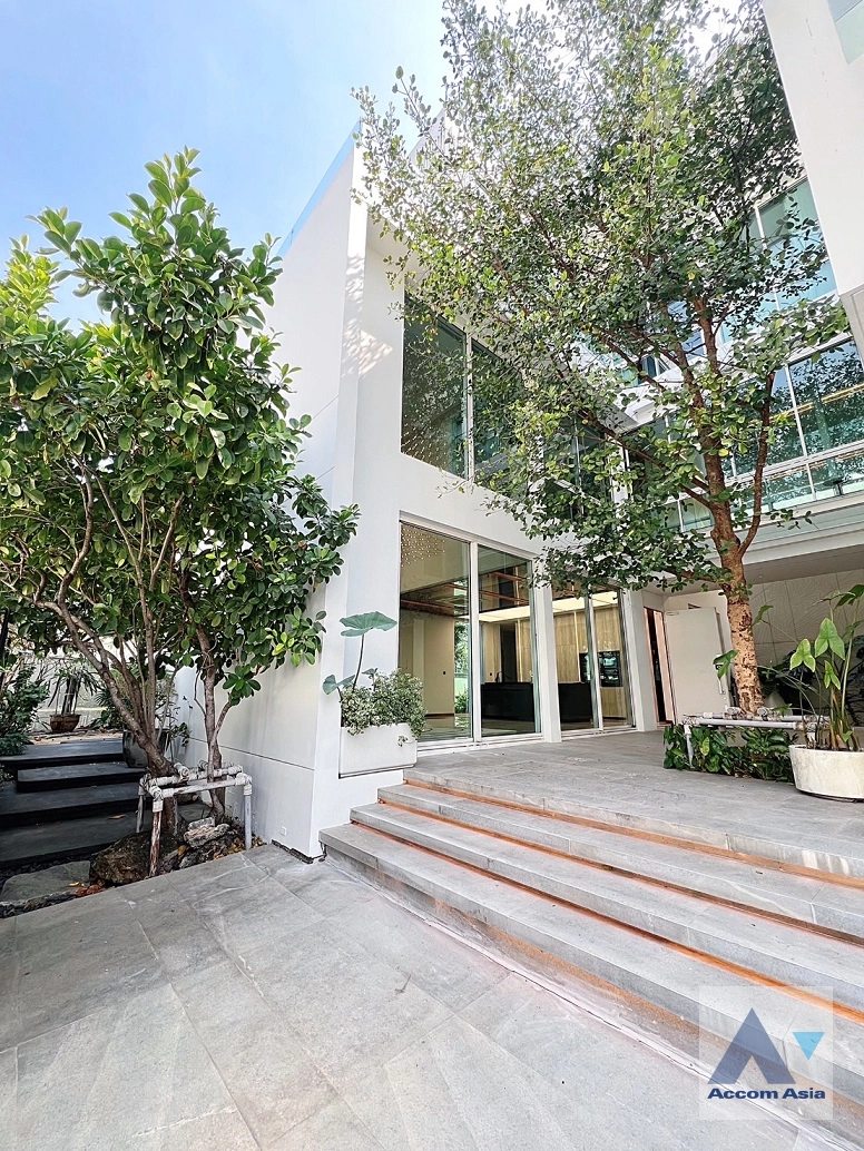  2  4 br House For Rent in Ratchadaphisek ,Bangkok  at VIVE Ekkamai-Ramintra AA42896