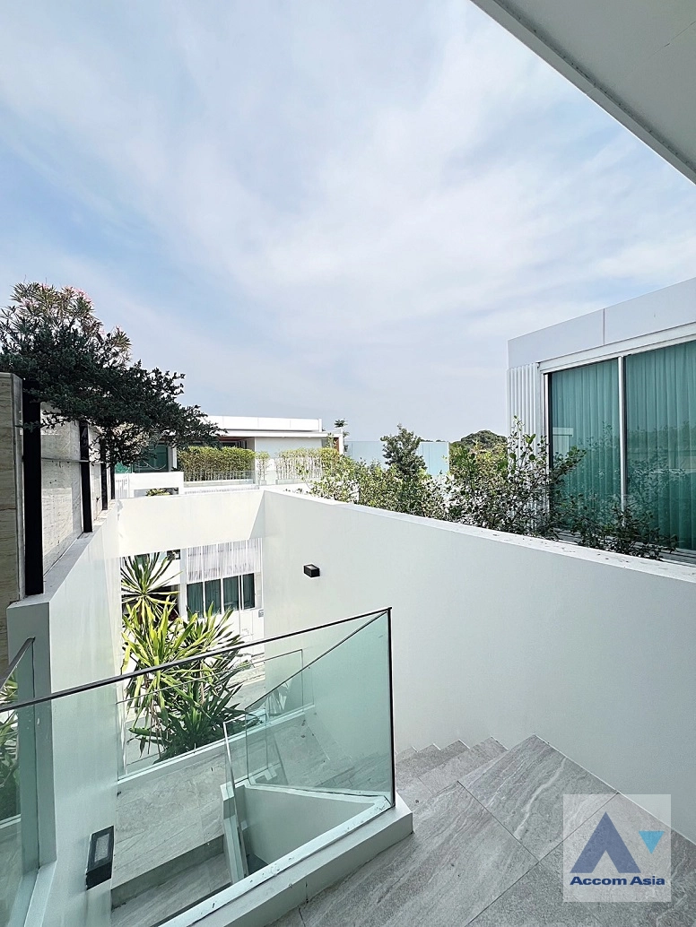 11  4 br House For Rent in Ratchadaphisek ,Bangkok  at VIVE Ekkamai-Ramintra AA42896