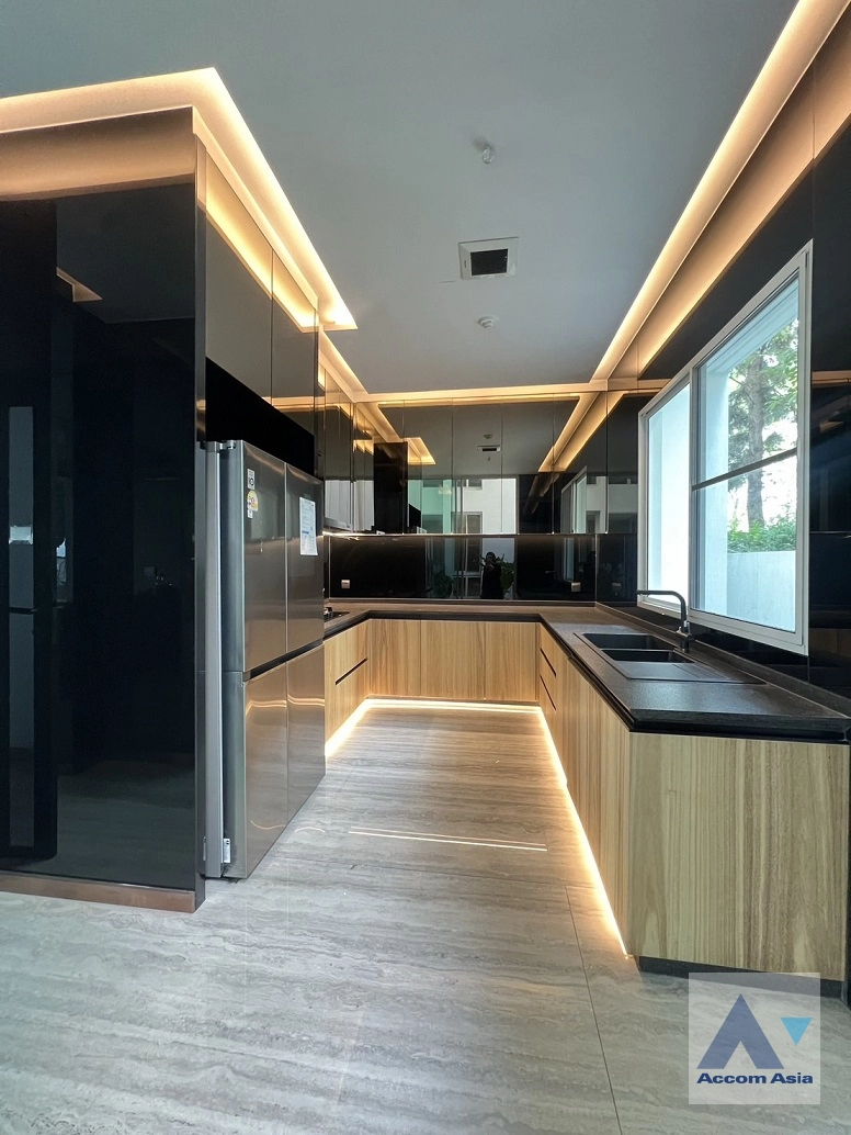 22  4 br House For Rent in Ratchadaphisek ,Bangkok  at VIVE Ekkamai-Ramintra AA42896