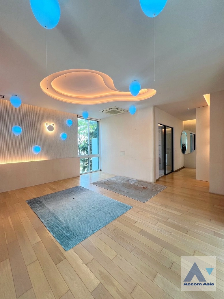 8  4 br House For Rent in Ratchadaphisek ,Bangkok  at VIVE Ekkamai-Ramintra AA42896