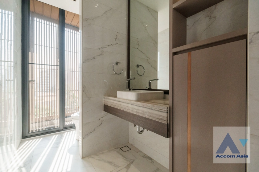 29  3 br Apartment for rent and sale in Sukhumvit ,Bangkok BTS Phrom Phong at Serene Place with Modern Style AA42903