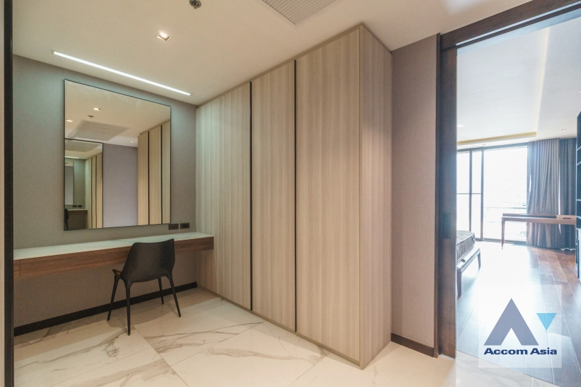 21  3 br Apartment for rent and sale in Sukhumvit ,Bangkok BTS Phrom Phong at Serene Place with Modern Style AA42903