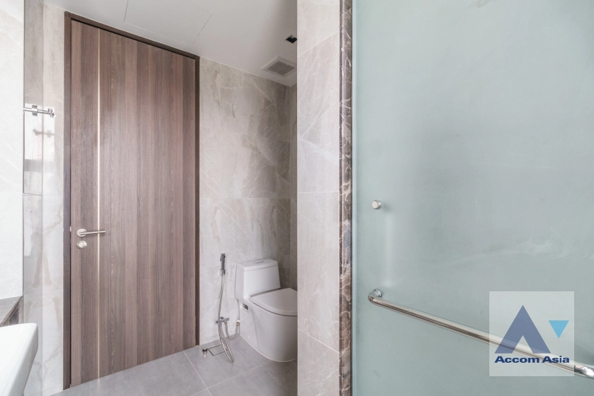 26  3 br Apartment for rent and sale in Sukhumvit ,Bangkok BTS Phrom Phong at Serene Place with Modern Style AA42903