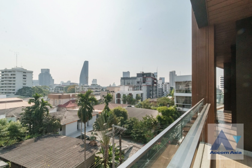 27  3 br Apartment for rent and sale in Sukhumvit ,Bangkok BTS Phrom Phong at Serene Place with Modern Style AA42903
