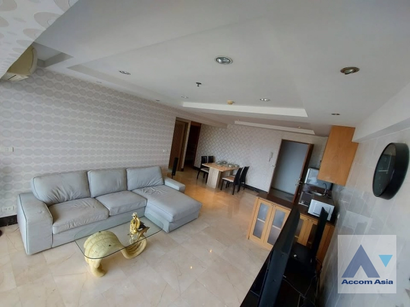 unit 2 Bedrooms  Condominium For Rent in Ratchadaphisek, Bangkok  near MRT Phetchaburi (AA42906)