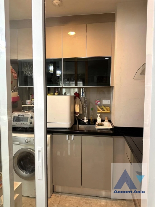 5  2 br Condominium for rent and sale in Ploenchit ,Bangkok BTS Ploenchit at The Crest Ruamrudee AA42907