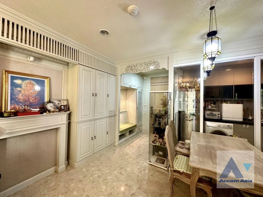 4  2 br Condominium for rent and sale in Ploenchit ,Bangkok BTS Ploenchit at The Crest Ruamrudee AA42907