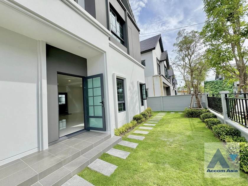 22  4 br House For Sale in Samutprakan ,Samutprakan  at Centro Bangna AA42911