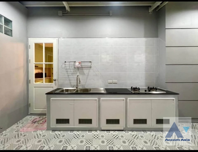 6  4 br Townhouse For Rent in Bang Na ,Bangkok  at Plus Park Avenue Lasalle - Srinakarin AA42913