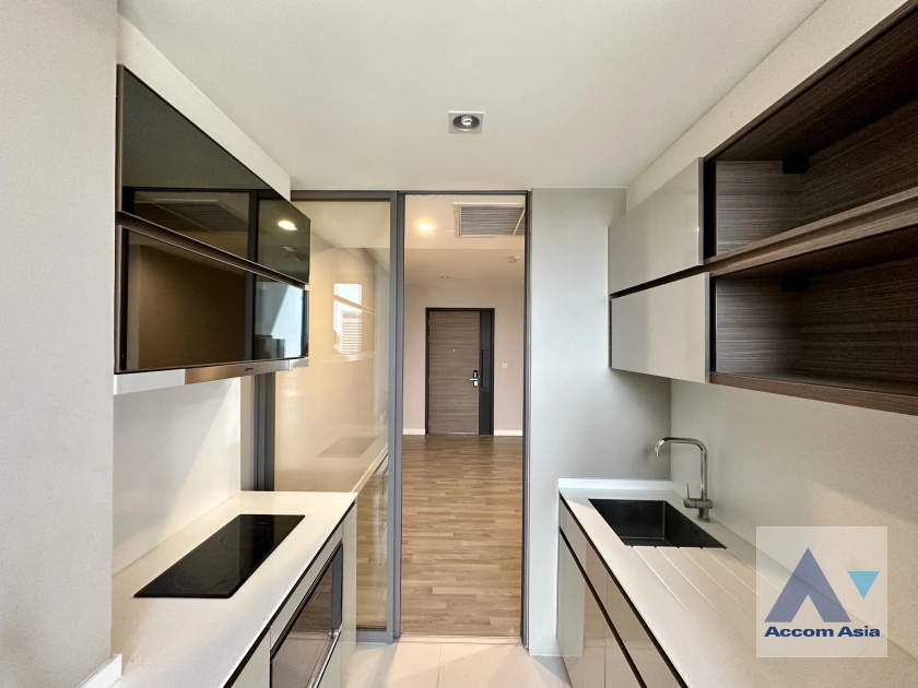  1  1 br Condominium for rent and sale in Silom ,Bangkok BTS Surasak at The Room Sathorn Pan Road AA42918