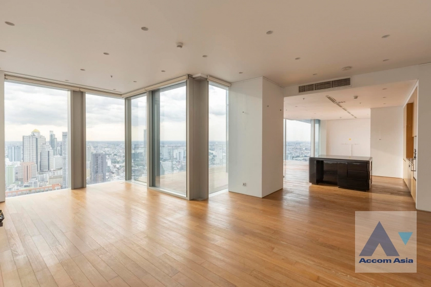 unit 3 Bedrooms  Condominium For Rent & Sale in Silom, Bangkok  near BTS Chong Nonsi (AA42928)