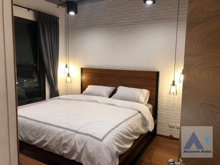 8  2 br Condominium For Rent in Ploenchit ,Bangkok MRT Phetchaburi - ARL Makkasan at Villa Asoke AA42935