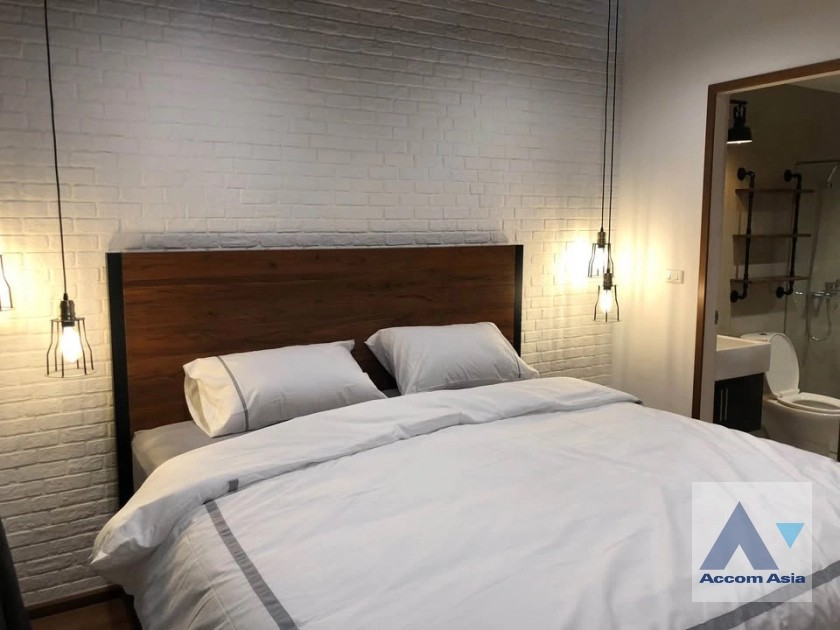 9  2 br Condominium For Rent in Ploenchit ,Bangkok MRT Phetchaburi - ARL Makkasan at Villa Asoke AA42935