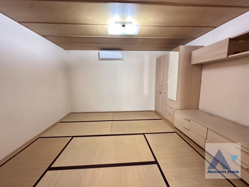 6  2 br Condominium For Rent in Sukhumvit ,Bangkok BTS Phrom Phong at Acadamia Grand Tower AA42937