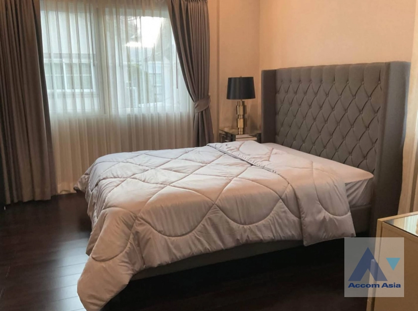 15  4 br House For Rent in Bang Na ,Bangkok  at Nantawan Bangna AA42939