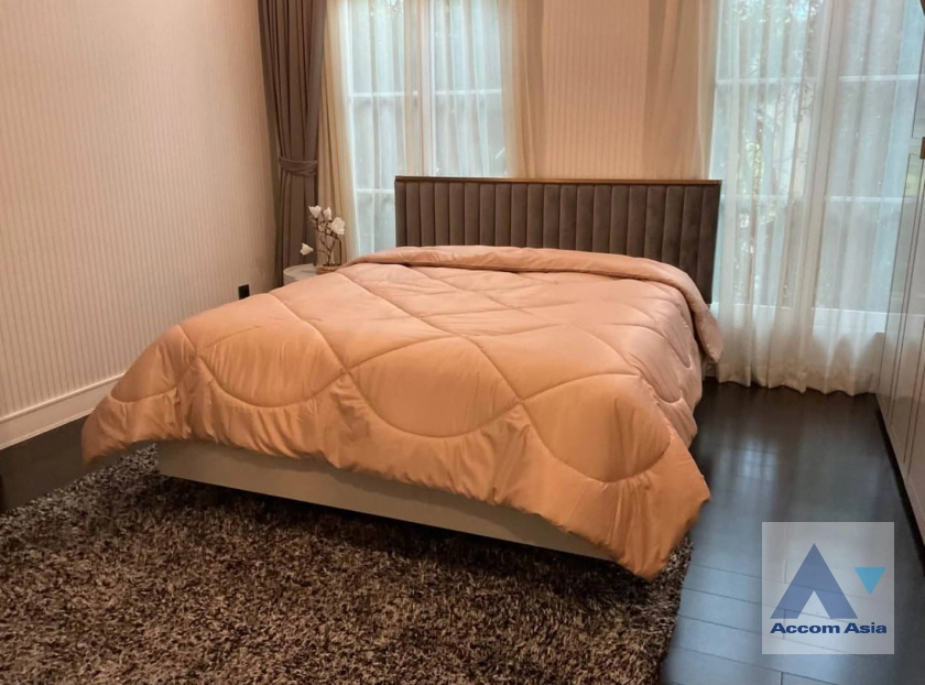 11  4 br House For Rent in Bang Na ,Bangkok  at Nantawan Bangna AA42939