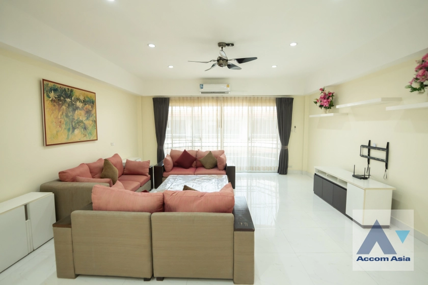 4  3 br House for rent and sale in Sukhumvit ,Bangkok BTS Phra khanong AA42943