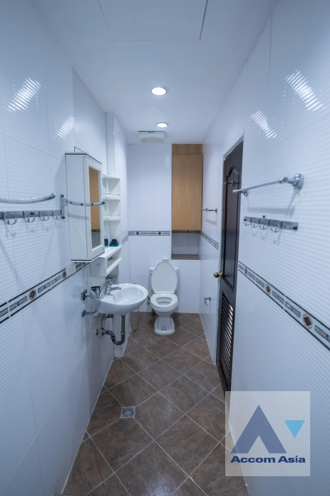 25  3 br House for rent and sale in Sukhumvit ,Bangkok BTS Phra khanong AA42943