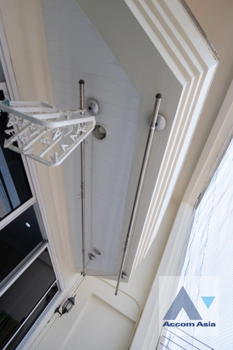 32  3 br House for rent and sale in Sukhumvit ,Bangkok BTS Phra khanong AA42943