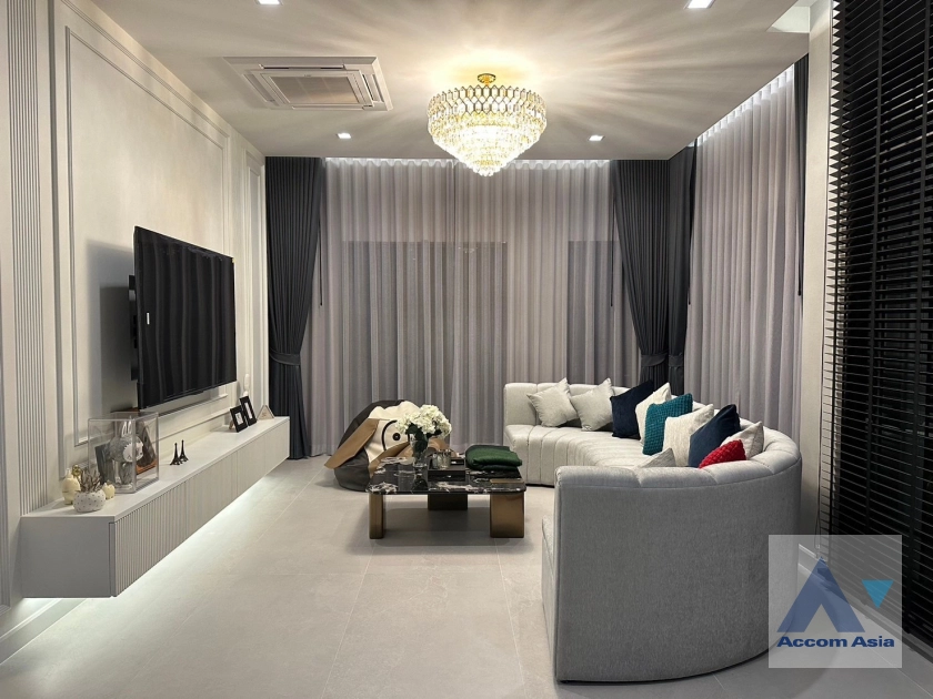 6  5 br House for rent and sale in Latkrabang ,Bangkok  at Grand Bangkok Boulevard Krungthepkreetha AA42944