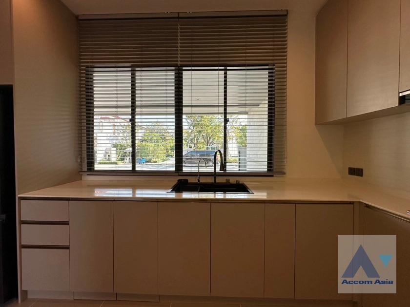 10  5 br House for rent and sale in Latkrabang ,Bangkok  at Grand Bangkok Boulevard Krungthepkreetha AA42944