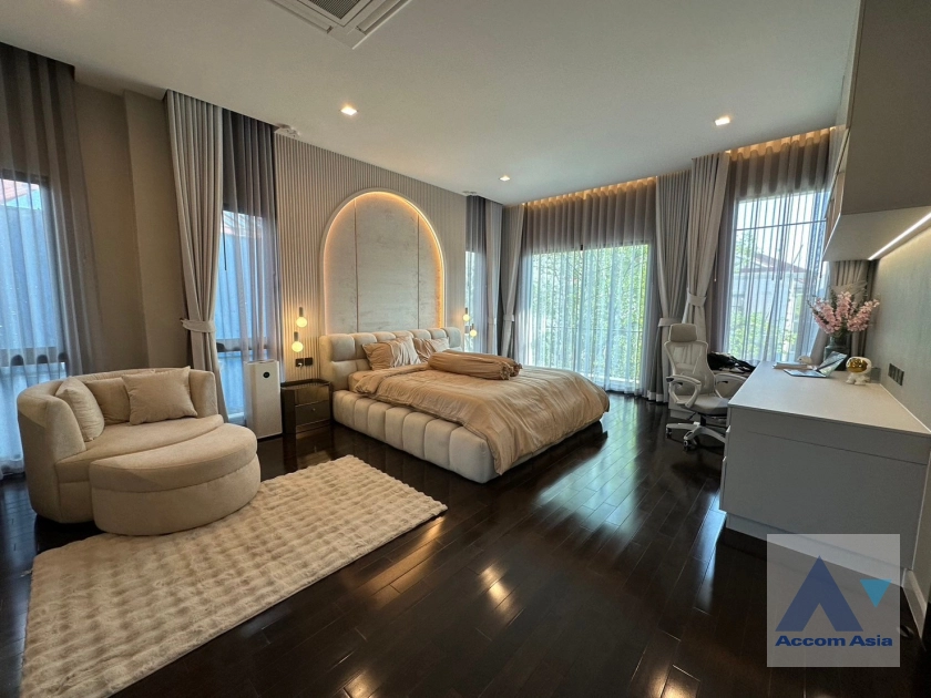 28  5 br House for rent and sale in Latkrabang ,Bangkok  at Grand Bangkok Boulevard Krungthepkreetha AA42944