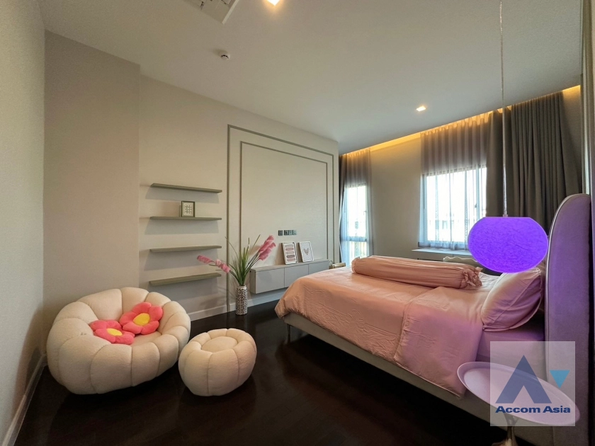 41  5 br House for rent and sale in Latkrabang ,Bangkok  at Grand Bangkok Boulevard Krungthepkreetha AA42944