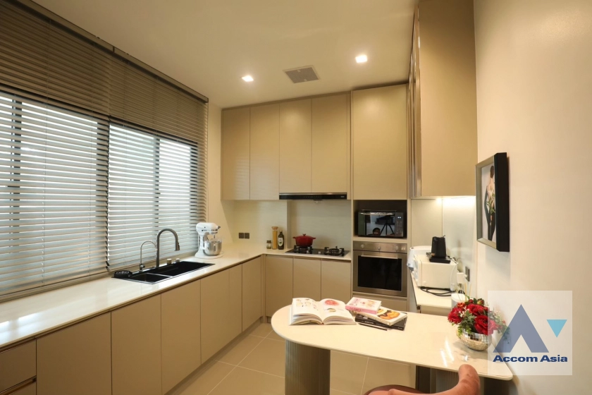 11  5 br House for rent and sale in Latkrabang ,Bangkok  at Grand Bangkok Boulevard Krungthepkreetha AA42944